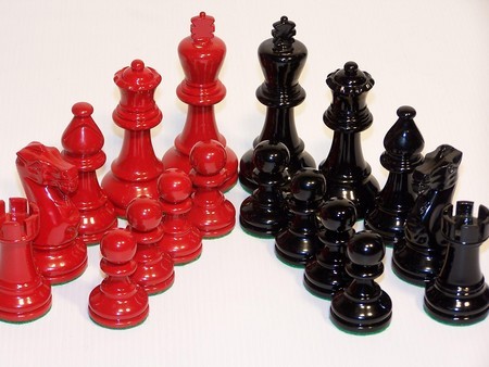 Chess Pieces - Classic Jaques Boxwood,red & black, 85mm Wood Double Weighted