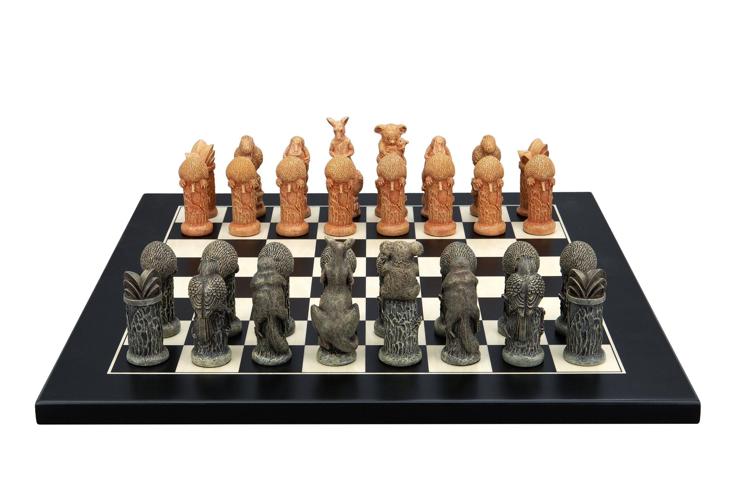 Dal Rossi Hand Paint - Australiana Chessmen on a Black / Erable, 40cm Chess Board