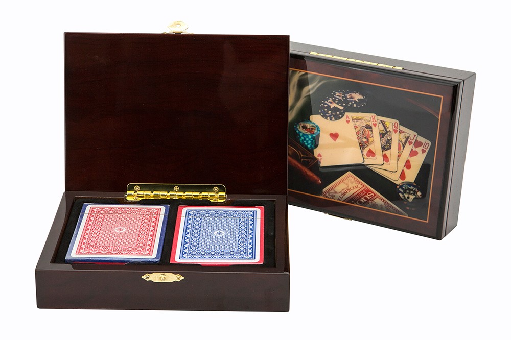 Las Vegas - card box wood cigar style including cards