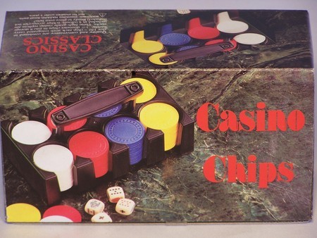Casino Chips &Accessories - Casino chips, plastic rack & handle, 120pc